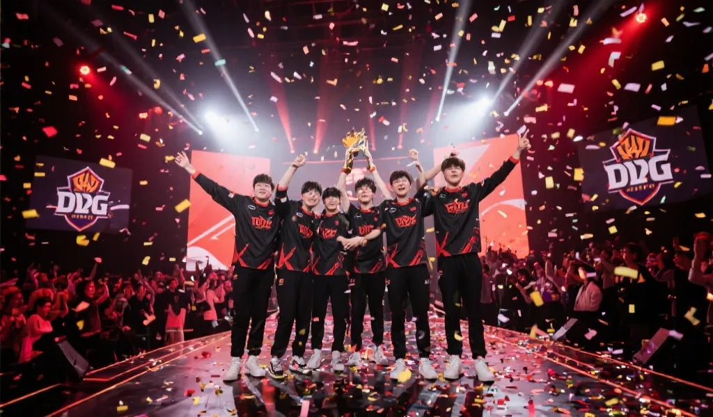破浪乘风DYG：KPL夏季赛冠军宣言，剑指银龙！